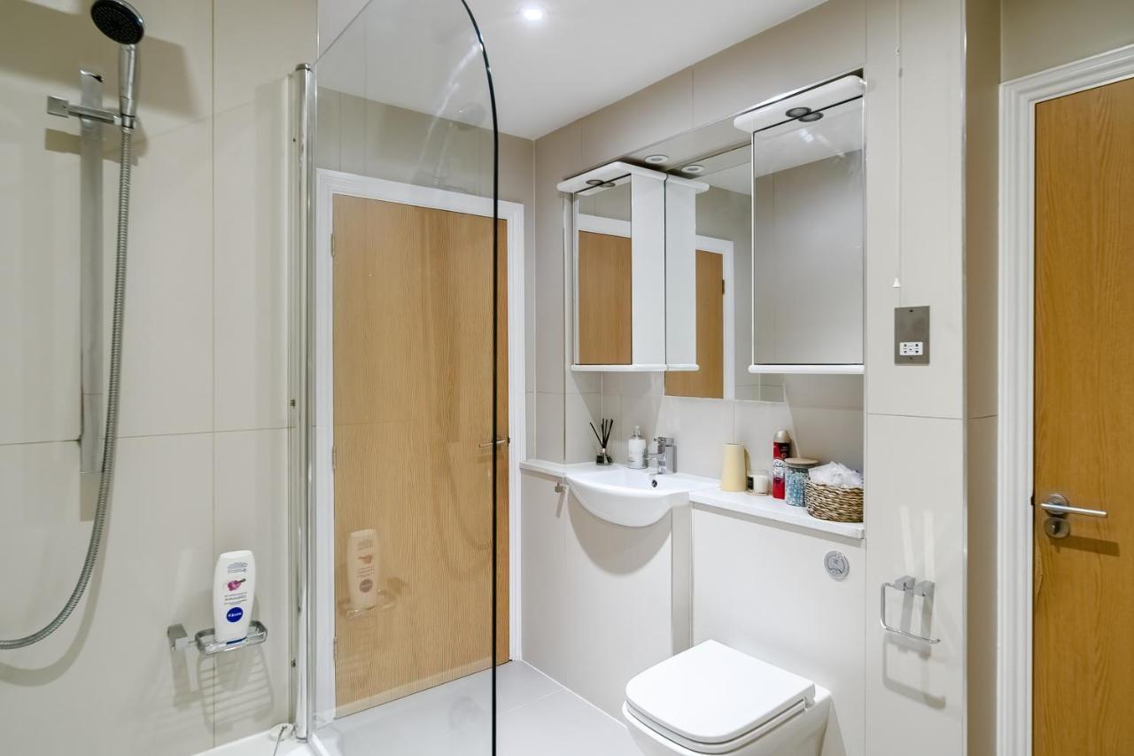 Chic 3 Bed Apartment Near London Bridge With Balcony Exterior foto